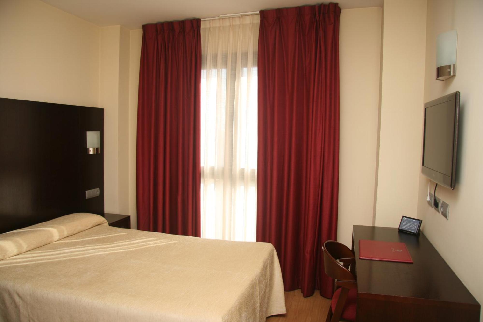 Hotel 44 Gijon Exterior photo